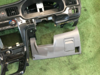 仪表台 SUBARU LEGACY OEM 66050AE200OA, 66045AE000ML, 66180AE000, 66120AE000OA, 66060AE360 BHE BH9 BH5 BE5 BE9 BEE 2001 silver 01G