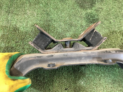 Travesaño de la caja de cambios SUBARU LEGACY OEM 41022AC150, 41021AC380 BG5 BG9 BD5 BD9 1997 EJ25D AT