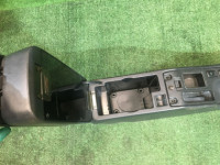 Porta-luvas e apoio de braço высокий SUBARU LEGACY OEM 92060AC000ML, 92070AC100 BG5 BG9 BD5 BD9 1997 silver 406