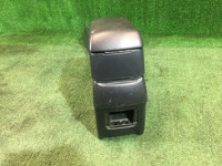 Porta-luvas e apoio de braço высокий SUBARU LEGACY OEM 92060AC000ML, 92070AC100 BG5 BG9 BD5 BD9 1997 silver 406