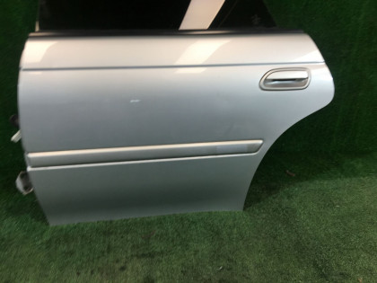 Puerta trasera izquierda SUBARU LEGACY OEM 61400AC310 BG5 BG9 BD5 BD9 1997 silver 406