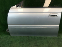 左フロントドア SUBARU LEGACY OEM 61100AC011 BG5 BG9 BD5 BD9 1997 silver 406