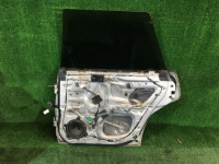 Porta traseira direita SUBARU LEGACY OEM 61400AC300 BG5 BG9 BD5 BD9 1997 silver 406