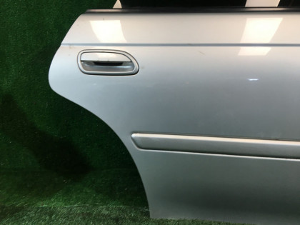 Porta traseira direita SUBARU LEGACY OEM 61400AC300 BG5 BG9 BD5 BD9 1997 silver 406