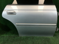 Porta traseira direita SUBARU LEGACY OEM 61400AC300 BG5 BG9 BD5 BD9 1997 silver 406