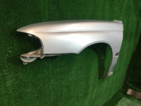 Guarda-lamas dianteiro esquerdo SUBARU LEGACY OEM 57110AC110 BG5 BG9 BD5 BD9 1997 silver 406