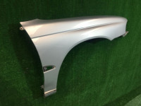 Guarda-lamas dianteiro direito SUBARU LEGACY OEM 57110AC100 BG5 BG9 BD5 BD9 1997 silver 406
