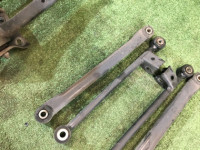 Braços de suspensão traseiros SUBARU LEGACY OEM 20250AC100, 20255AA300, 20255AA310, 20270AA001 BG5 BG9 BD5 BD9 1997 EJ25D AT