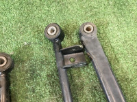 Braços de suspensão traseiros SUBARU LEGACY OEM 20250AC100, 20255AA300, 20255AA310, 20270AA001 BG5 BG9 BD5 BD9 1997 EJ25D AT