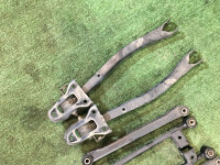 Braços de suspensão traseiros SUBARU LEGACY OEM 20250AC100, 20255AA300, 20255AA310, 20270AA001 BG5 BG9 BD5 BD9 1997 EJ25D AT