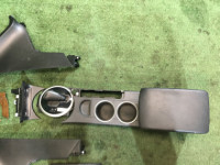 Porta-luvas e apoio de braço SUBARU OUTBACK OEM 92114AG120JC, 66150AG050JC, 66120AG101JC, 66075AG040JC BP5 BP9 BPE 2007 silver 39D