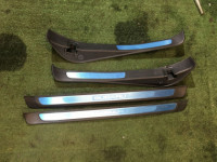 คิ้วชายบันได 94060AG260, 94060AG270, 94061AG160, 94061AG170 SUBARU OUTBACK