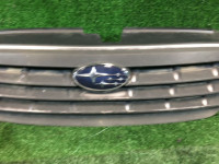 Grelha do radiador SUBARU OUTBACK OEM 91121AG160 BPE BP9 2007 silver 39D