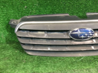Grelha do radiador SUBARU OUTBACK OEM 91121AG160 BPE BP9 2007 silver 39D