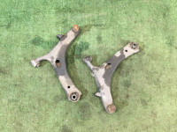 Front control arms 20202AG180, 20202AG190 SUBARU OUTBACK