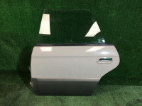Porta traseira esquerda SUBARU LANCASTER OEM 60400AE270 BHE BH9 1999 beige 8L5