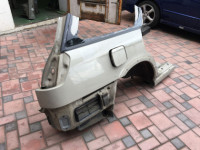 Aleta trasera derecha SUBARU LANCASTER OEM 51410AE160 BHE BH9 1999 beige 8L5