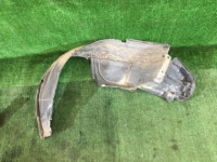 右前轮内衬 SUBARU LANCASTER OEM 59110AE020 BHE BH9 1999 beige 8L5