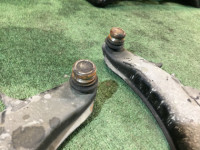 Front control arms SUBARU LANCASTER OEM 20201AC100, 20201AC110, 20200AA200, 20200AA210 BHE BH9 1999 EJ254 AT