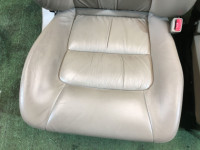 Комплект сидений Кожа SUBARU LANCASTER OEM 64010AE470GE, 64010AE460GE, 64221AE050GE, 64231AE051GE BHE BH9 BH5 1999 beige 8L5