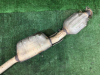 Secção central do escape SUBARU LANCASTER OEM 44200AE050 BH9 BE9 1999 EJ254 AT