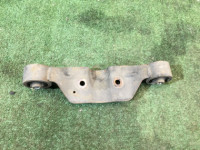 Apoio do diferencial SUBARU OUTBACK OEM 41310AG021 BP5 BL5 BLE BPE BPH BL9 BP9 2005 EZ30 AT