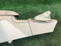 グローブボックス・アームレスト КОЖА SUBARU OUTBACK OEM 92111AG240WA BP5 BL5 BLE BPE BPH BL9 BP9 2005 gold 3M4