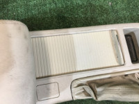 グローブボックス・アームレスト КОЖА SUBARU OUTBACK OEM 92111AG240WA BP5 BL5 BLE BPE BPH BL9 BP9 2005 gold 3M4