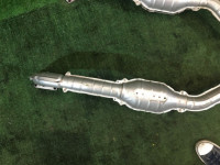 触媒 коллектор выпускной SUBARU LEGACY OEM 44101AE040, 44101AE050 BEE BHE 2002 EZ30 AT