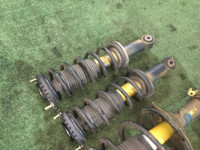 减震器 SUBARU LEGACY OEM 20310AE160, 20310AE170, 20330AE430, 20365AE031, 20380AE470 BEE BHE BE5 BE9 BH5 BH9 2002 EZ30 AT