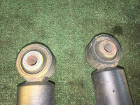 减震器 SUBARU LEGACY OEM 20310AE160, 20310AE170, 20330AE430, 20365AE031, 20380AE470 BEE BHE BE5 BE9 BH5 BH9 2002 EZ30 AT