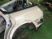 左リアフェンダー SUBARU LANCASTER OEM 51410AE170 BHE BH9 1998 beige 8L5