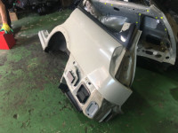 左リアフェンダー SUBARU LANCASTER OEM 51410AE170 BHE BH9 1998 beige 8L5