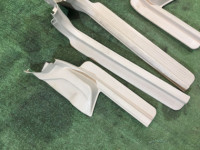 スカッフプレート SUBARU LANCASTER OEM 94060AE000GE, 94060AE010GE, 94061AE000GE, 94061AE010GE BHE BH9 1998 beige 8L5