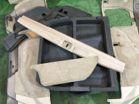 Revestimento da bagageira SUBARU LANCASTER OEM 95066AE030GG, 95065AE020GG, 95066AE020GG BHE BH9 1998 beige 8L5