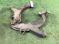 ปีกนกหน้า 20201AC100, 20201AC110, 20200AA200, 20200AA210 SUBARU LANCASTER