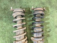 Amortecedores задние SUBARU LANCASTER OEM 20365AE020, 20380AE170 BHE BH9 1998 EJ254 AT