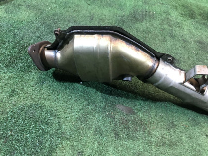 ท่อร่วมไอเสีย Гусь SUBARU LEGACY OEM 44612AA320  44611AA160 BP5 2006 EJ20X