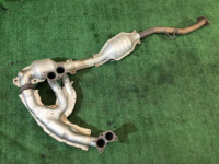 Выпускной коллектор Штаны глушителя 44620AB450 44105AG040 SUBARU IMPREZA