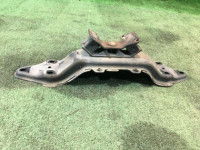ミッションメンバー 41011AE000, 41022AE120 SUBARU LEGACY