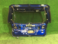 Portón trasero SUBARU LEGACY OEM 60800AE060, 63011AE020 BH9 BHE BH5 2001 blue 14L