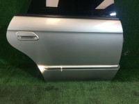 Puerta trasera derecha SUBARU LEGACY B4 OEM 60400AE240 BE9 BE5 BH5 1999 silver 792