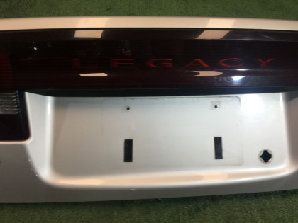 行李厢盖 SUBARU LEGACY B4 OEM 57501AE040, 84251AE03A BE5 BE9 BEE 1999 silver 792
