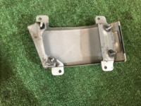 Friso sob o farolim traseiro direito SUBARU LEGACY B4 OEM 51410AE000 BEE BE9 BE5 1999 silver 792