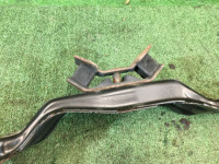 Travessa da caixa SUBARU LEGACY OEM 41011AE000, 41022AE120 BHE BH9 BH5 BE5 BE9 BEE 2002 EZ30