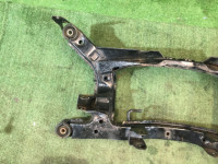 คานหลัง SUBARU LEGACY OEM 20152AE001 BHE BH9 BH5 BE5 BE9 BEE 2002 EZ30