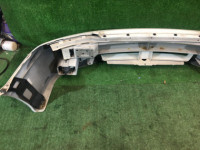 Para-choques dianteiro SUBARU LEGACY OEM 57703AE180WG BHE BH9 BH5 2002 White 51E, 96H