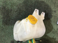 Washer bottle SUBARU LEGACY OEM 86610AE010 BHE BH9 BH5 BE5 BE9 BEE 2002 EZ30