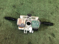 Блок подрулевых переключателей SUBARU LEGACY OEM 83111AE040 BHE BH9 BH5 BE5 BE9 BEE 2002 EZ30