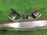 Travesaño de la caja de cambios SUBARU LANCASTER OEM 41011AE010, 41022AC150 BHE BH9 2002 EZ30 AT